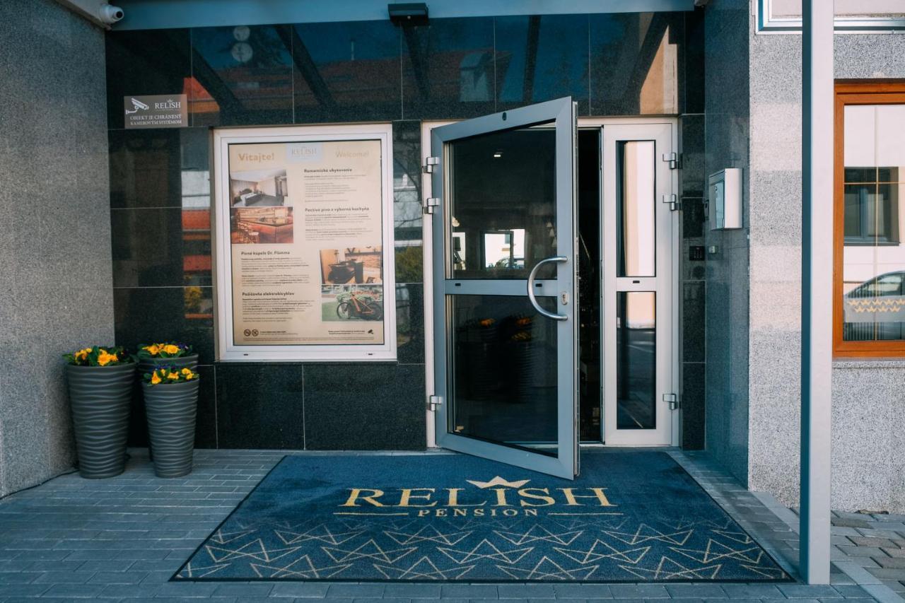 Pension Relish Rajecké Teplice Esterno foto