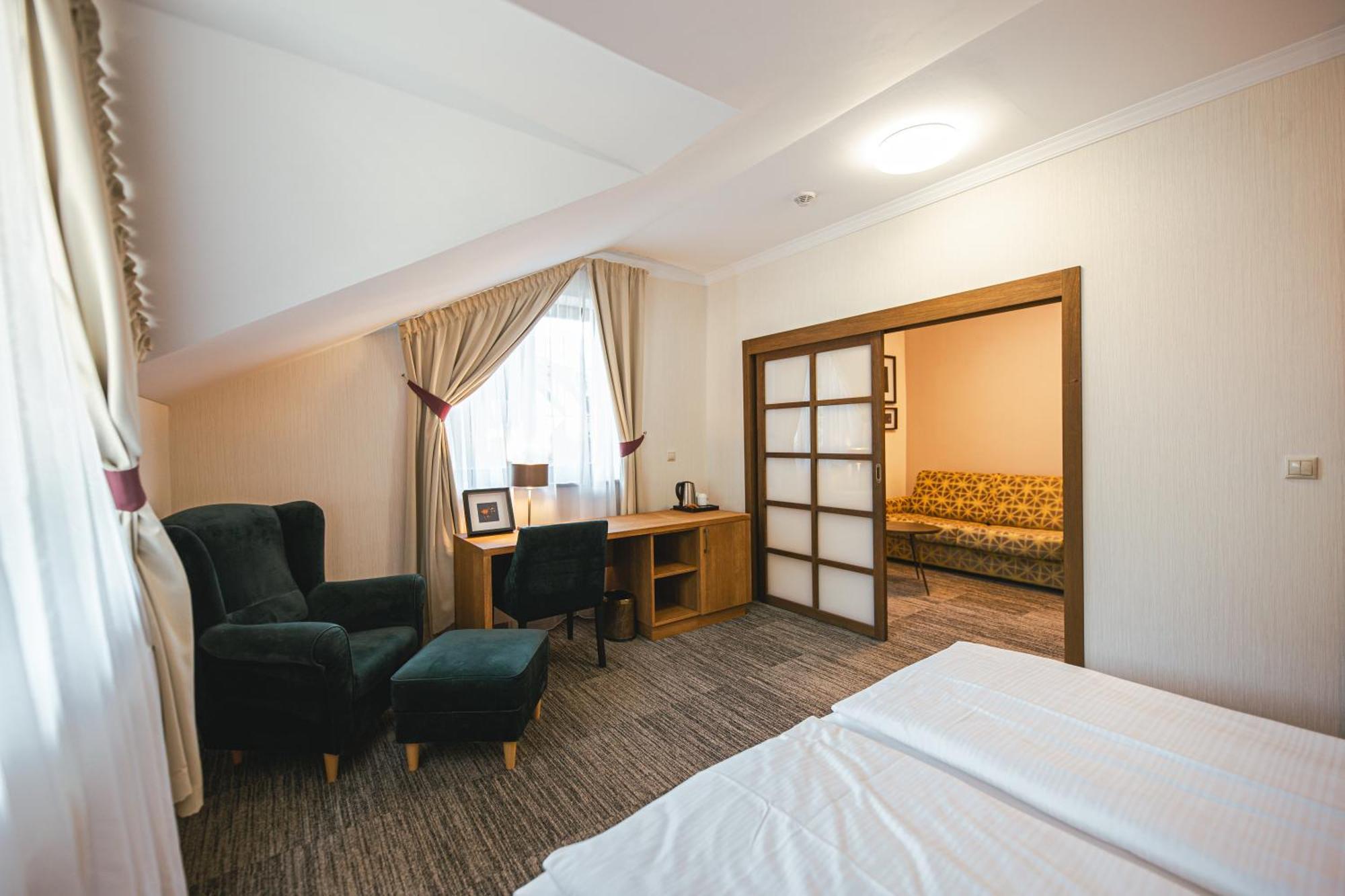 Pension Relish Rajecké Teplice Esterno foto